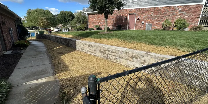 retaining walls installations in indianapolis